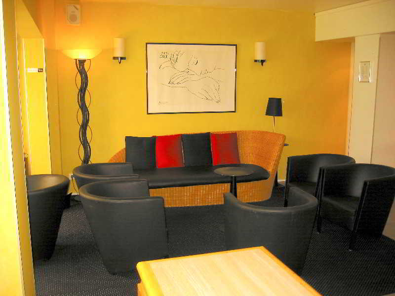 Ibis Styles Paris Buttes Chaumont Hotel Exterior photo