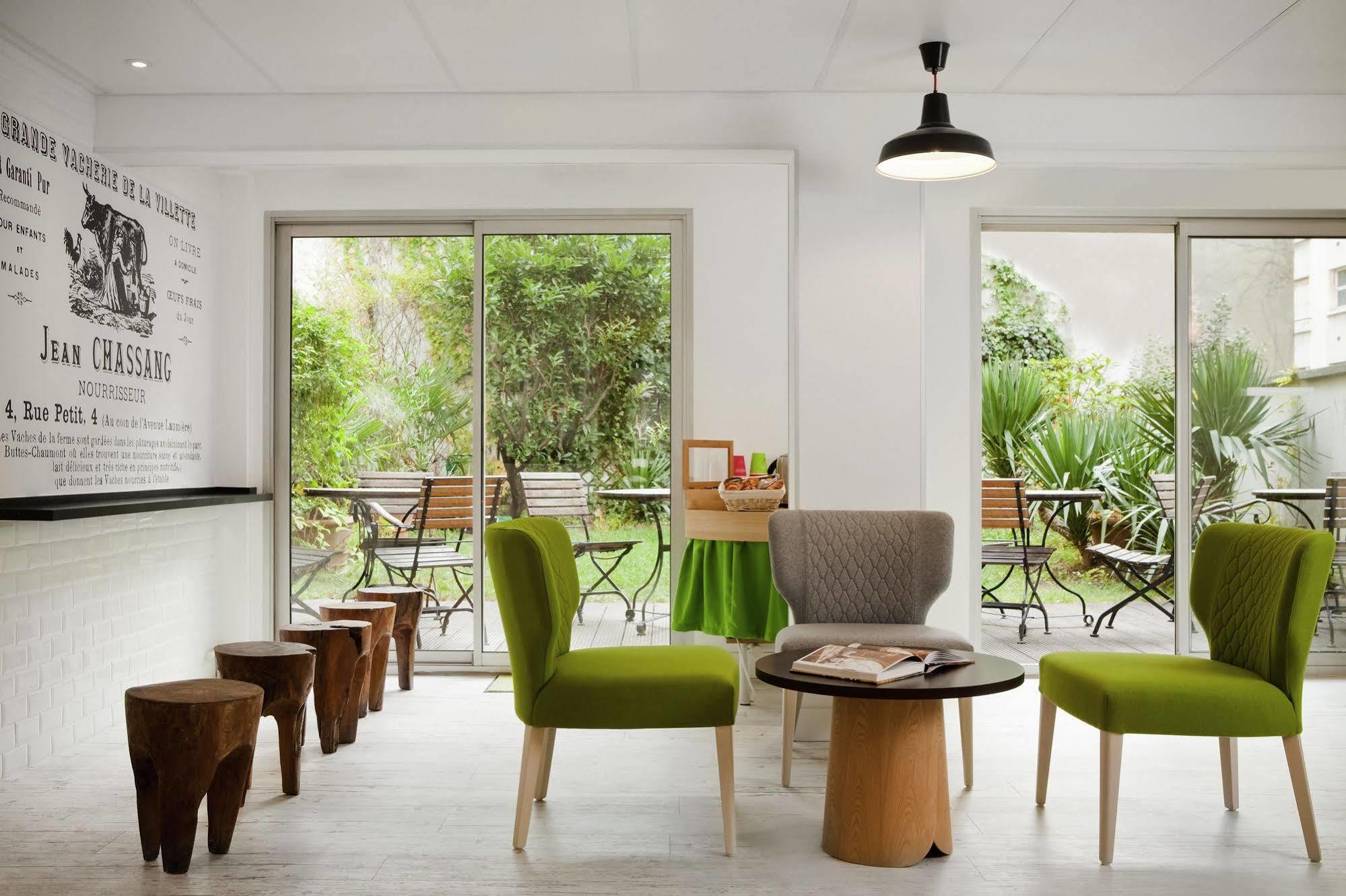 Ibis Styles Paris Buttes Chaumont Hotel Exterior photo